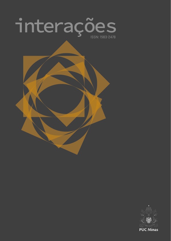 Capa da revista Interações